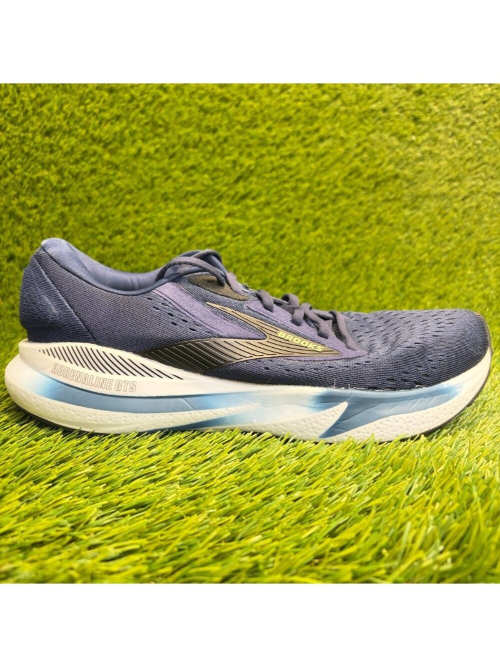 Brooks Adrenaline GTS 24 Mens Size 9 Navy White Athletic Running Shoes Sneakers